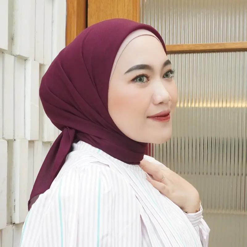 Hanhan Hijab - (100K Get 5) Bella Square Premium Jahit Tepi (Segiempat Bella Premium Jahit Tepi) 3