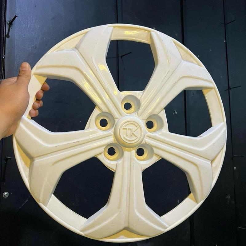 1biji Wheldop pick up ring 17 baut roda 5 L300, Granmax , New carry bahan plastik lentur 1biji Wheldop pick up ring 17 baut roda 5 L300, Granmax , New carry bahan plastik lentur