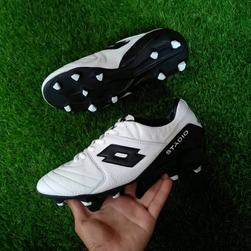 Sepatu Bola Pria Kulit Asli Nyaman Set Boots - Ukuran 39-43 Sport 3