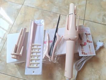 Product Review of STYPRO Multi In One Automatic Curling Iron Pink 25mm+32mm + Professional Hair Care Comb | Catokan Keriting Otomatis Hair Styler Curly | Sisir Tanduk Sisir Rambut Keriting ST-40014002 from L**y 1