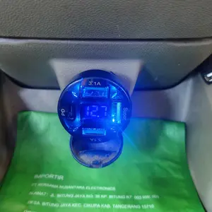 66W 4 Ports USB Car Charger Fast Charging PD Quick Charge 3.0 USB C Car Phone Charger Adapter Universal Pengisi Daya Mobil Pengisian Cepat