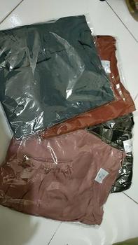 Product Review of Blouse atasan wanita lengan balon terbaru katun combed 24s from B**a A**a K**a 1