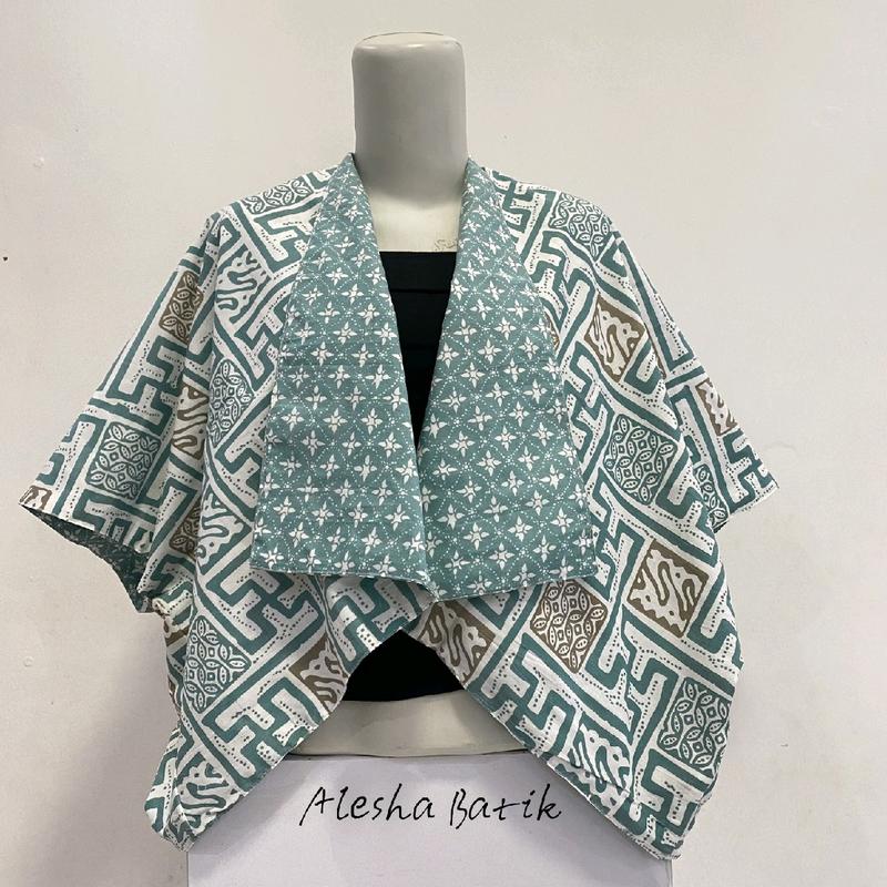 BOLERO KELELAWAR KOTAK //BOLAK BALIK DUA MOTIF//BOLERO MODERENBatik Wanita 1