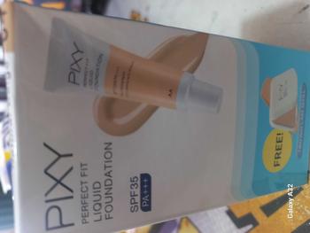 Product Review of Pixy Perfect Fit Liquid Foundation SPF35 PA++ Gratis Pixy UV Whitening Two Way Cake Refill Wajah from i**a 1
