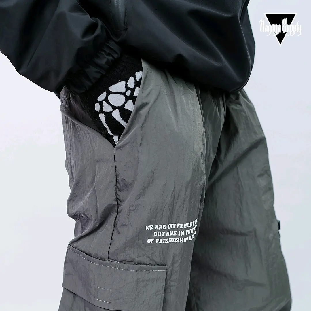 Nagoya Trackpants Crinkle Parasut Celana Hiking Taslan Anti Air Trackpants Cargo Nagoya Distro Bandung Celana Trackpants Terbaru