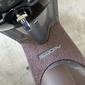 Karpet Motor Scoopy Floor Mat PVC sintetis