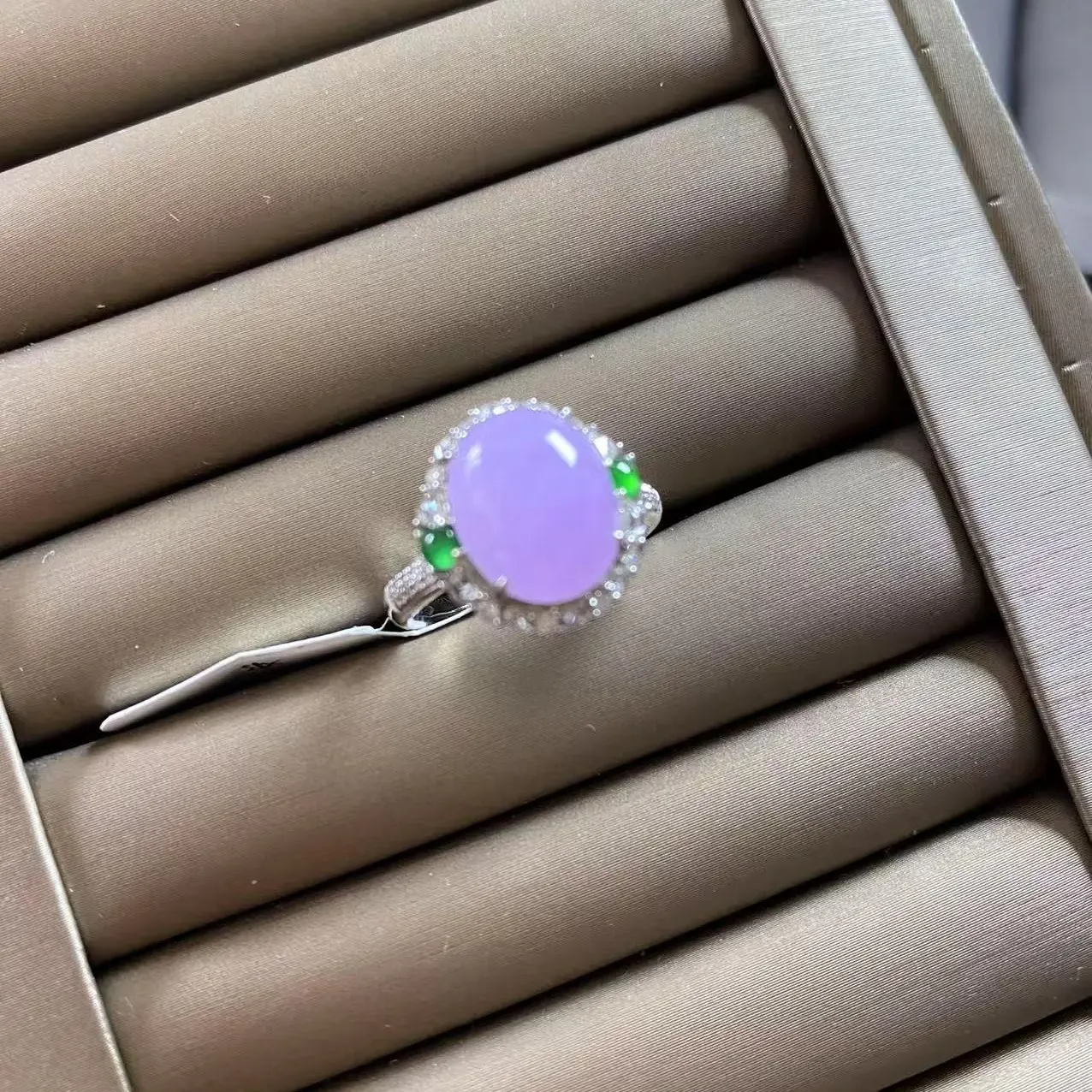 Ice-seeded Yang green violet high-end Myanmar natural A-grade Ring earrings necklace