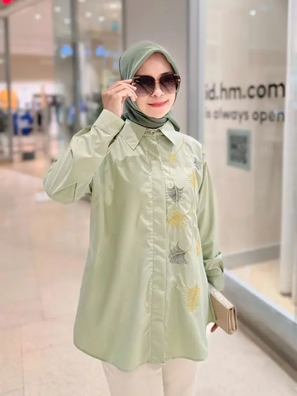 Munly - Kemeja Afifah Bahan Superfine Oversize 2