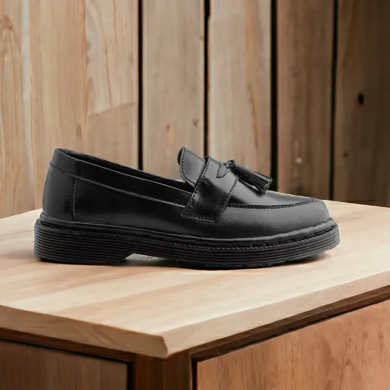 Sepatu Slip on Docmart Pria Marteen Pantofel Formal Kasual Hitam Kerja Resmi Kantor Kuliah Kondangan Laki Laki Cowok Kulit Original Terbaru Flat Shoes sol Karet 1