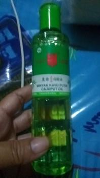 Product Review of minyak kayu putih cap lang 120 ml from T**a 0