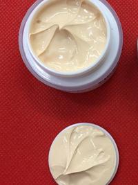 Gambar First White - Suncare Acne Glow (0000 1069) dari Theraskinbest Kota Administrasi Jakarta Barat 3 Tokopedia