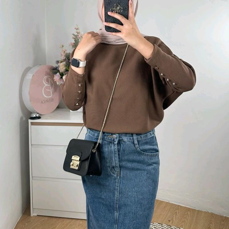 Batwing Blouse Inara Sweater Baju Rajut Wanita Oversize Korean Style Kancing Tangan Nyaman Panjang Knitwear Atasan 4