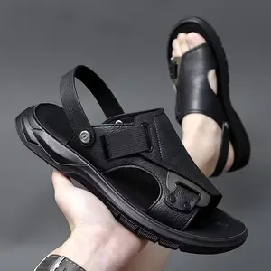 2319 Sandal Pria Keren Kulit Laki Laki Original 100% Trendy Sandal Pria Slop Terbaru Lebaran 2025 Nyaman Anti Slip Tahan Aus Gaya Korea Sporty Sepatu Sandal Pria Kekinian Dewasa 38-44