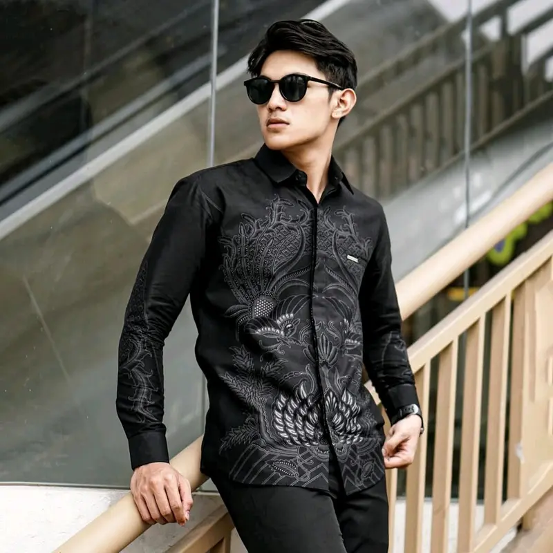 Couple Sweet Burgundy | Batik Couple Ayah dan Anak Laki-laki Kemeja Couple Keluarga Batik Weyrisfashion 4