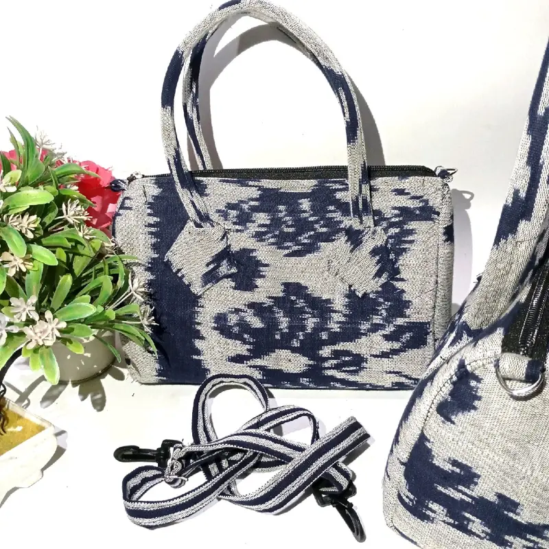 Tas Jinjing Tenun Etnik Lombok Toraja Wanita, Ukuran 23x15x10cm - Perempuan 4