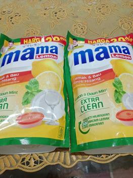 Product Review of Mama Lemon Sabun Cuci Piring Lemon & Daun Mint Refill 680ml x2 from M**e D**s K**a 0