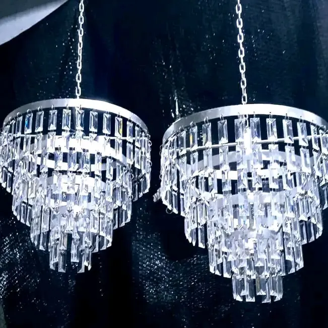 lampu kristal untuk dekorasi,  akrilik model piramid,ukuran diameter 20cm lampu kristal dekorasi, lampu hias pelaminan Silver