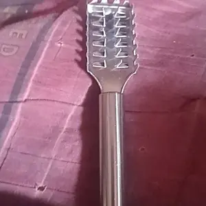 Alat Pembersih Sisik Ikan Bahan Stainless Steel Alat Pengupas Kerokan Sisik Ikan Praktis