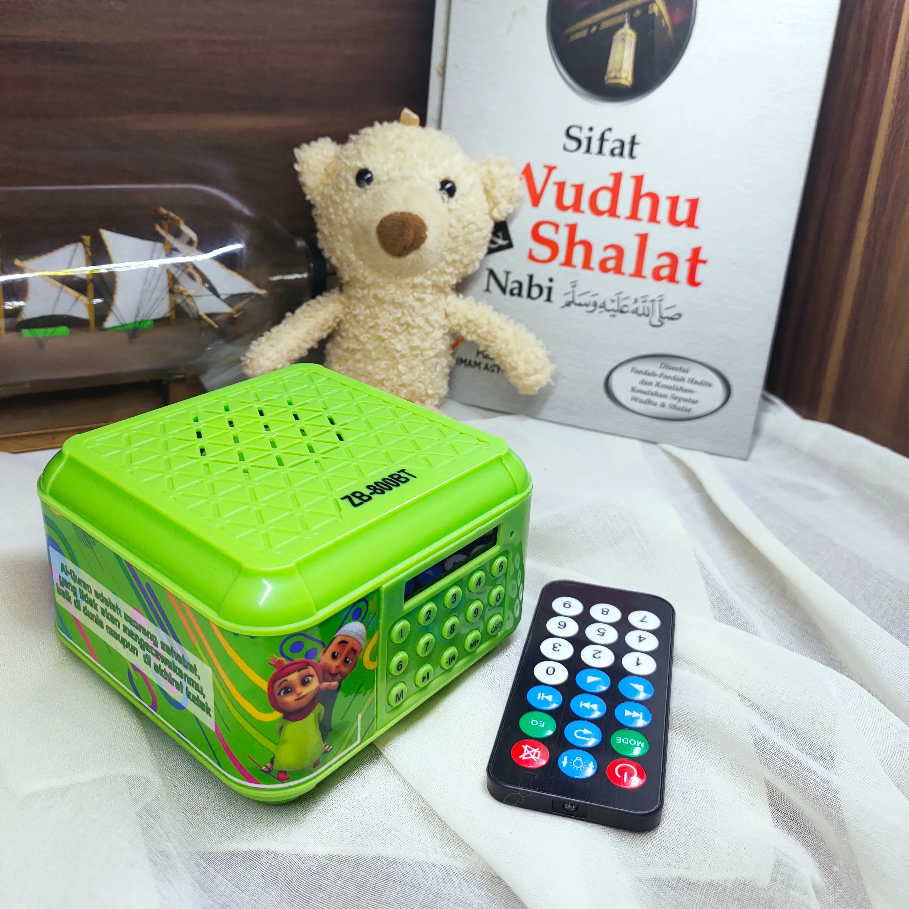 (CETAK NAMA) [Chip 16 GB] Speaker Murottal Alquran 30 Juz Speker Tahfidz anak Chip 16 GB Bluetooth & remot NUSA RARA