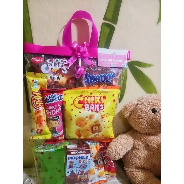 Paket snack ulamg tahun LENGKAP MURAH / FREE CARD / GOODIE BAG ULANG TAHUN 0