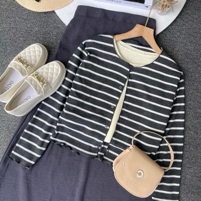 Cardigan Salur crop Korean Style Knit Waffle / Cardigan Stripe Wanita Terbaru Knitwear korea 2