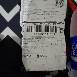 Voltmeter Colok Pengukur Tegangan Voltase Listrik Digital AC 110V - 300V