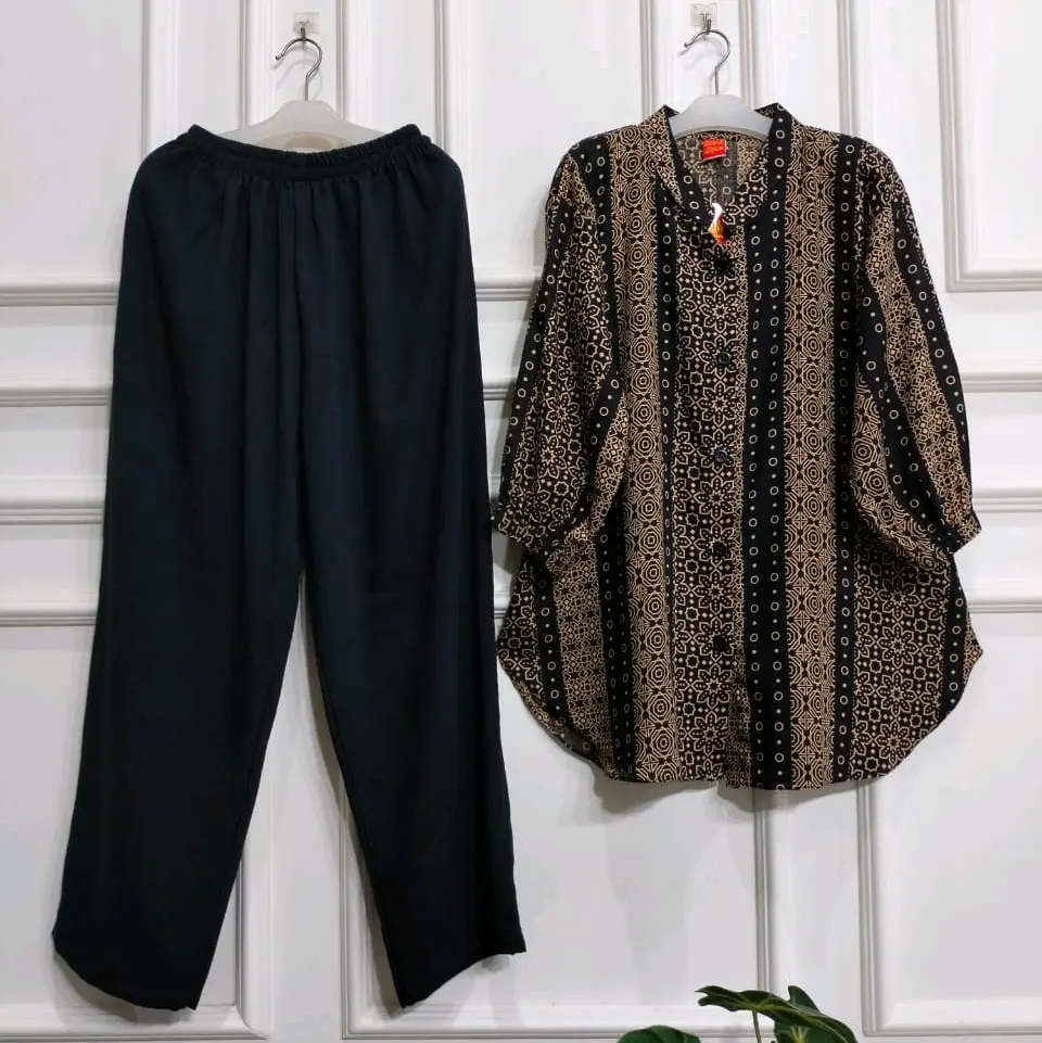 SETELAN WANITA RAYON MOTIF LIZAM BUSANA