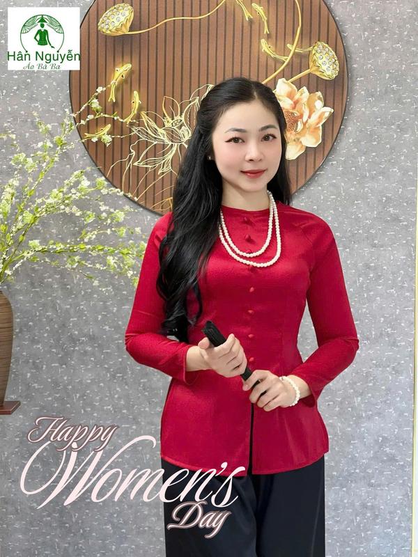 Hân Nguyễn Áo Bà Ba - B.A124 - Áo Bà Ba Lụa Ánh Kim Cổ Tròn Nút Nụ Dây Kéo Nữ Women Top Kem