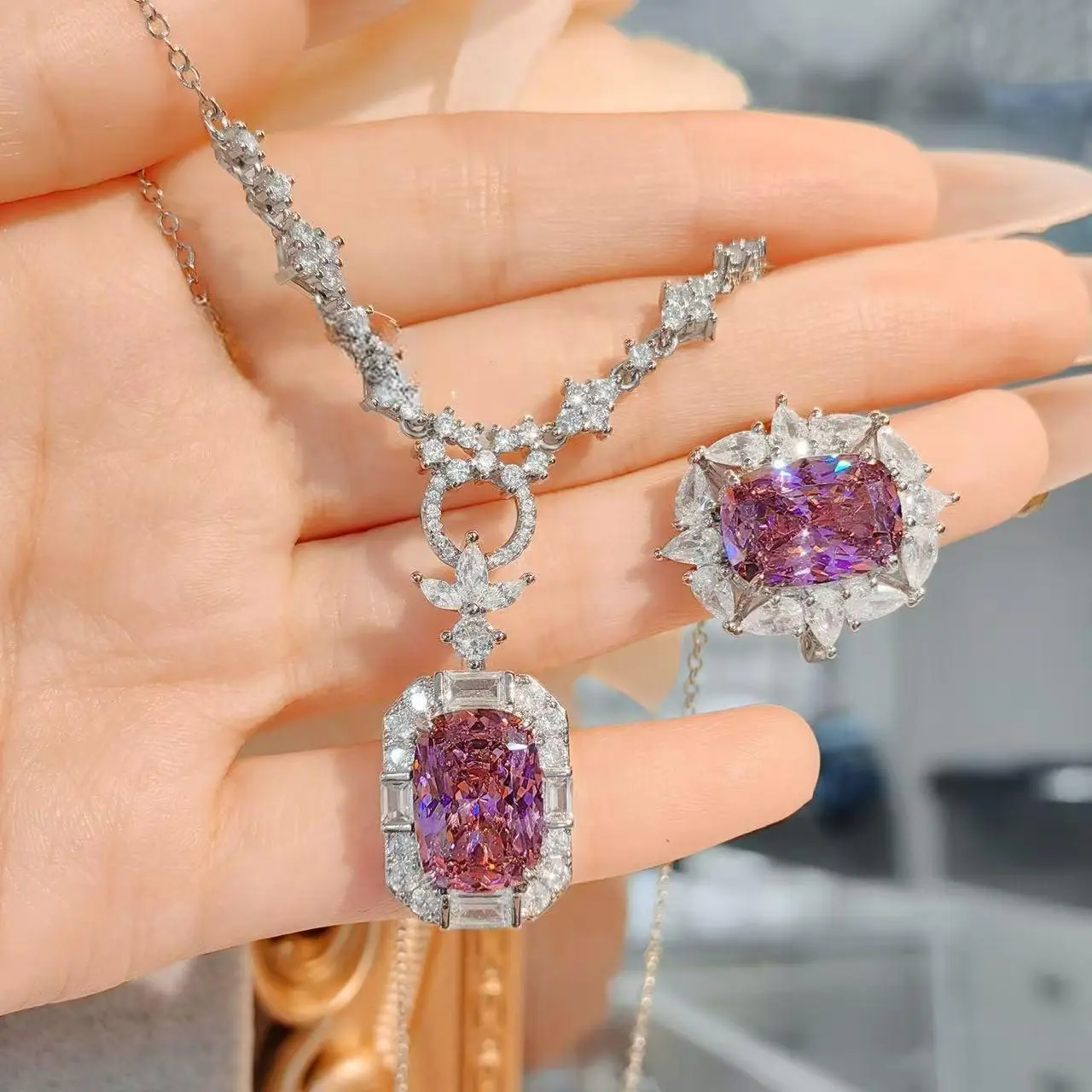IS51P Kalung Liontin Mawar IS51P dengan Cincin Wanita Berlian Imitasi Putri