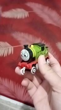 Product Review of Thomas and Friends Push Along Metal and Plastic Engine Trackmaster from Fisher Price Original / Mainan Anak Diecast Kereta Api Tomas from M**i H**i 0