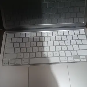 APPLE Macbook Neo A18 Pro Chip 2026 5-Core GPU 6-Core CPU 13.6" Resmi Indonesia