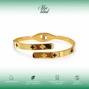 Her Blink - Lucky Charm Clover Bangle I Gelang Titanium Anti Karat