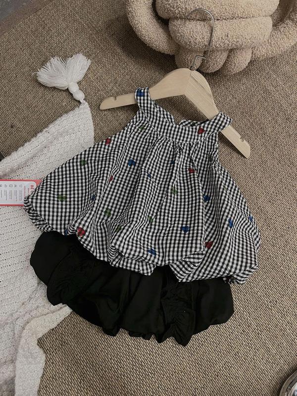 Set Áo Cổ Yếm Bí Caro Đen Tim Màu Kèm Quần Bí Bèo Đen 8C Dành Cho Bé Gái