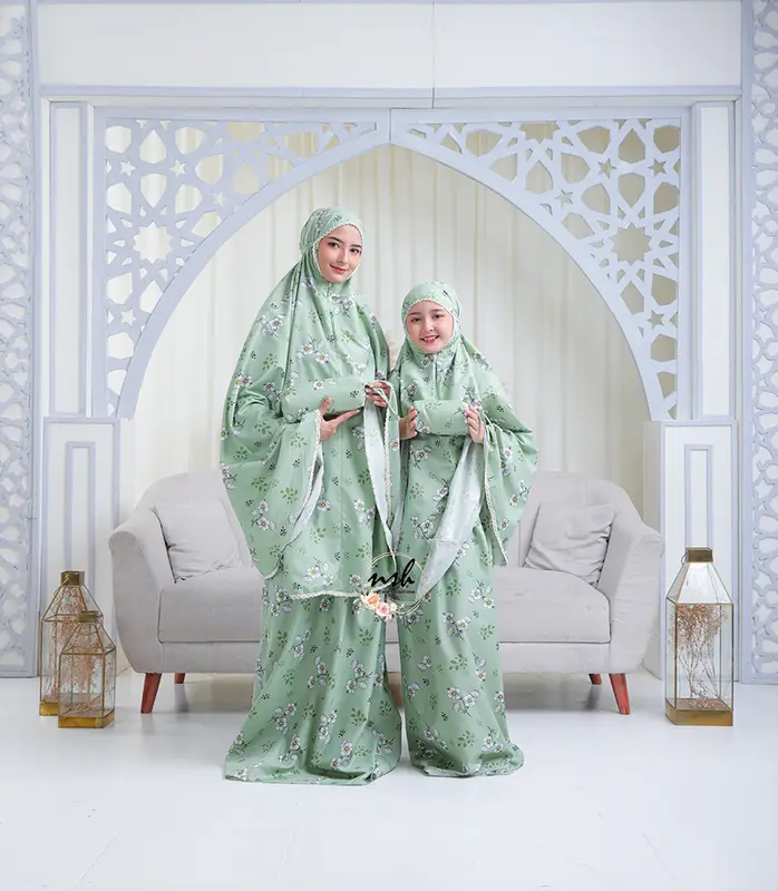 Mukena Traveling Couple Ibu & AnakTerbaru 2 in 1 Resleting Katun Mikro Motif 1