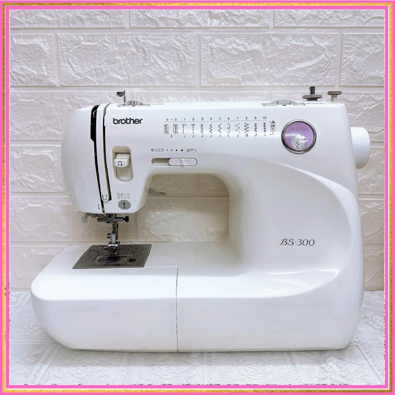  Máy may gia đình Brother BS300- 10 đường may- nặng 9kg- không kén vải 