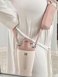 Gambar Stanley Cross Bottle 23oz And Essentials Case Max For Phone Wallet Keys Holder dari Tokovita1981 Kota Administrasi Jakarta Utara 4 Tokopedia