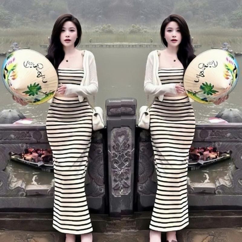 Set váy nữ bozip sọc áo ống cúp ngực có mút kèm khoác ngoài mix chân váy dáng dài tôn dáng xinh xắn cho các nàng diện đi chơi đi tiệc.women top