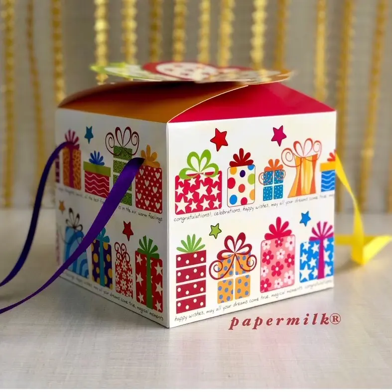 Papermilk / Bxh 15.13 , Gift Box Kotak lipat, kotak hadiah, kotak Souvenir, kotak bingkisan, Box Instant / Size 15 x 13cm ada beberapa macam Motif dan warna
