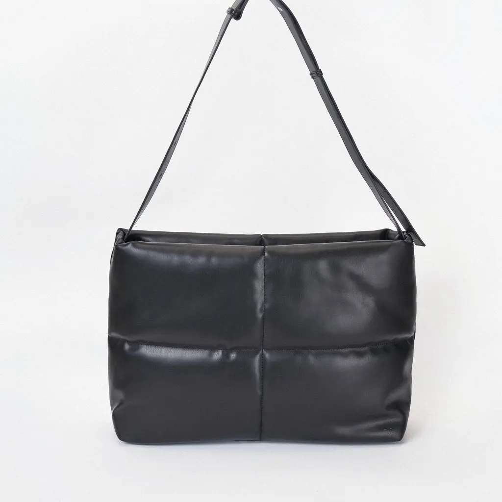 THECLOSETLOVER *AS-IS* CLOUD VEGAN LEATHER MESSENGER BAG IN BLACK