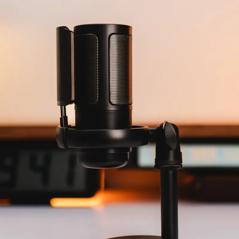 PODIUM C Condenser Microphone Type-C USB by Press Play 5