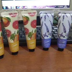 Minipink x Miniso Mini Hand Cream 30g Lotion Krim Tangan Fruit Tekstur Ringan Travel Moisturizing MP026 Cherry Lavender Bunga Memutihkan