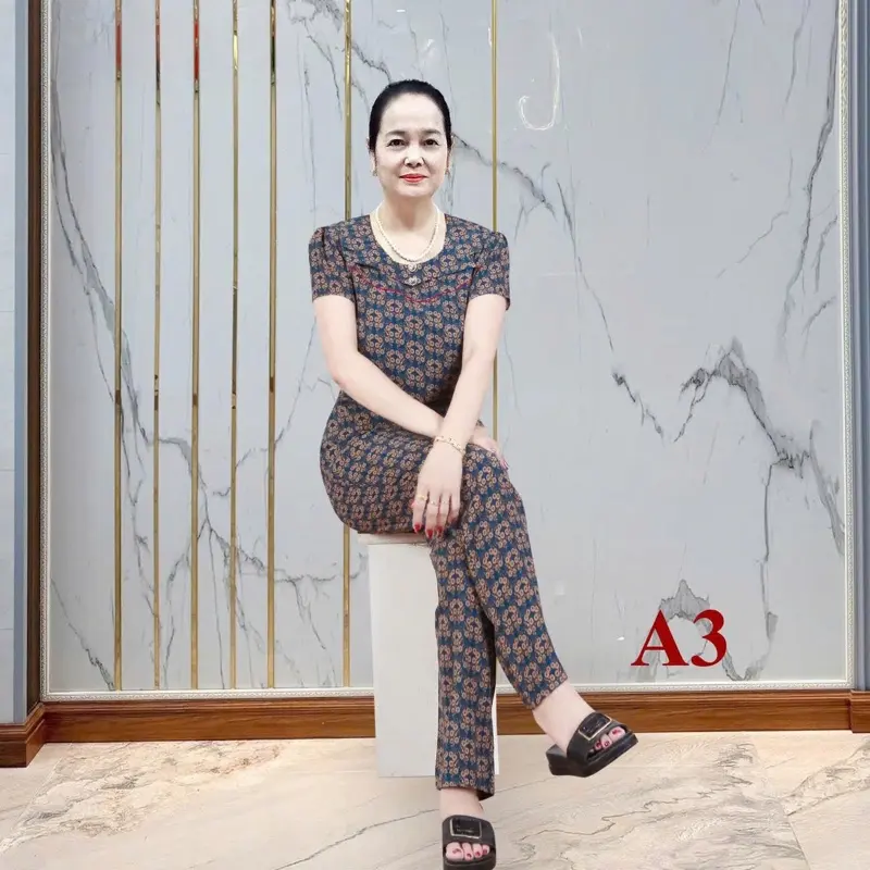 Bộ tay lỡ - cộc quần dài cho bà cho mẹ vải cát lụa hàn châu Nữ 7