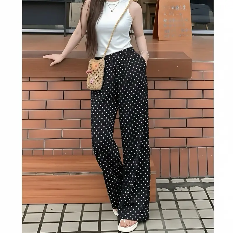 Polkadot Hitam