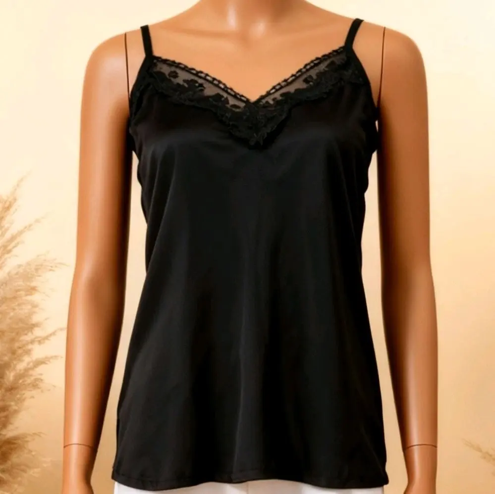 TT LACE Sisa Putih / L