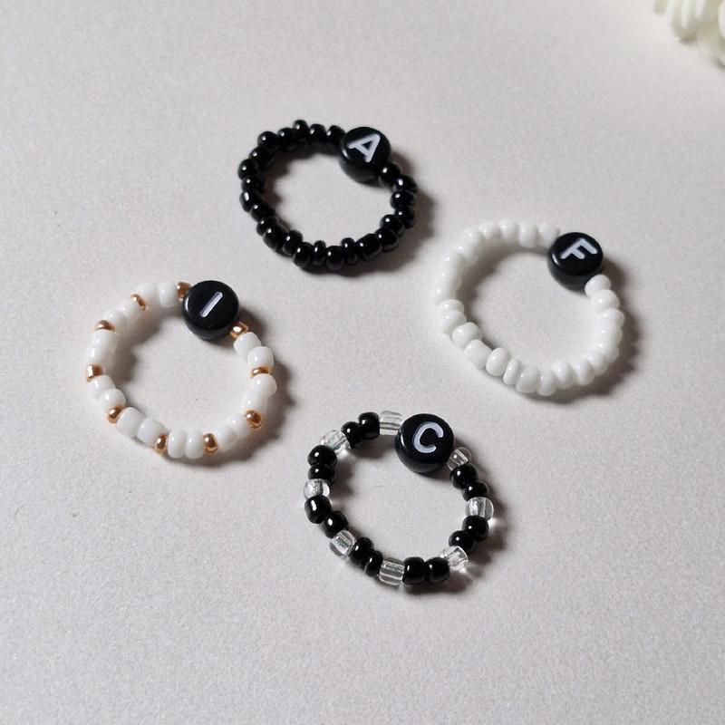 Paket 4pcs Cincin Alfabet Manik Manik 2