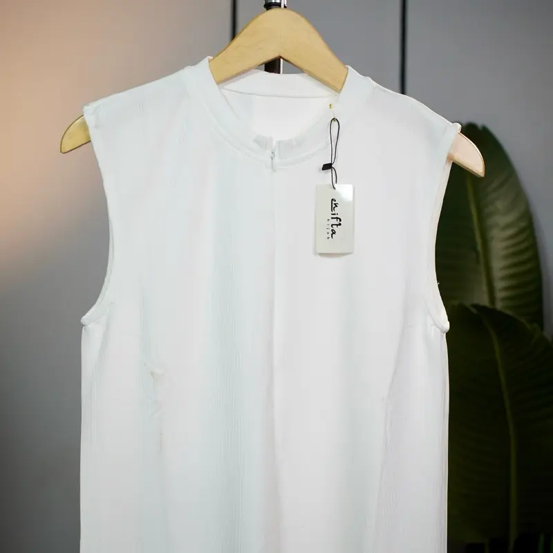 Broken white (Busui)