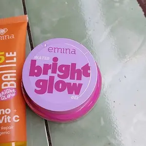 [Hero] EMINA Sun Battle Bright Glow SPF 35 PA+++ - Sunscreen Wajah Serum Amino Vitamin C - Cerah, Ringan, Hydrating [Teruji In Vivo] Non acnegenic & Non Comedogenic. Cocok semua jenis kulit