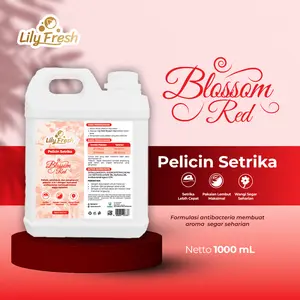 Pelicin Setrika Blossom Red Lily Fresh Pewangi Pakaian 1 Liter Laundry