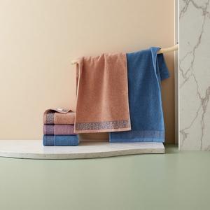 ผ้าเช็ดมือผ้าฝ้ายดูดซับ สไตล์ร่วมสมัย รูปทรงสี่เหลี่ยมผืนผ้า ลายไม่ซ้ำใคร ธีมอวกาศ นุ่มและเป็นมิตรกับผิว 1 ชิ้น