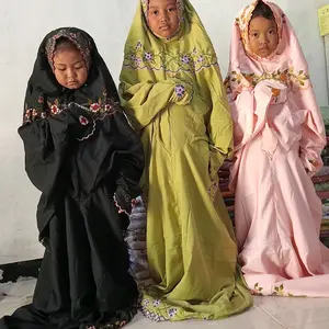 Mukena Anak Terusan Model Muslim Baju